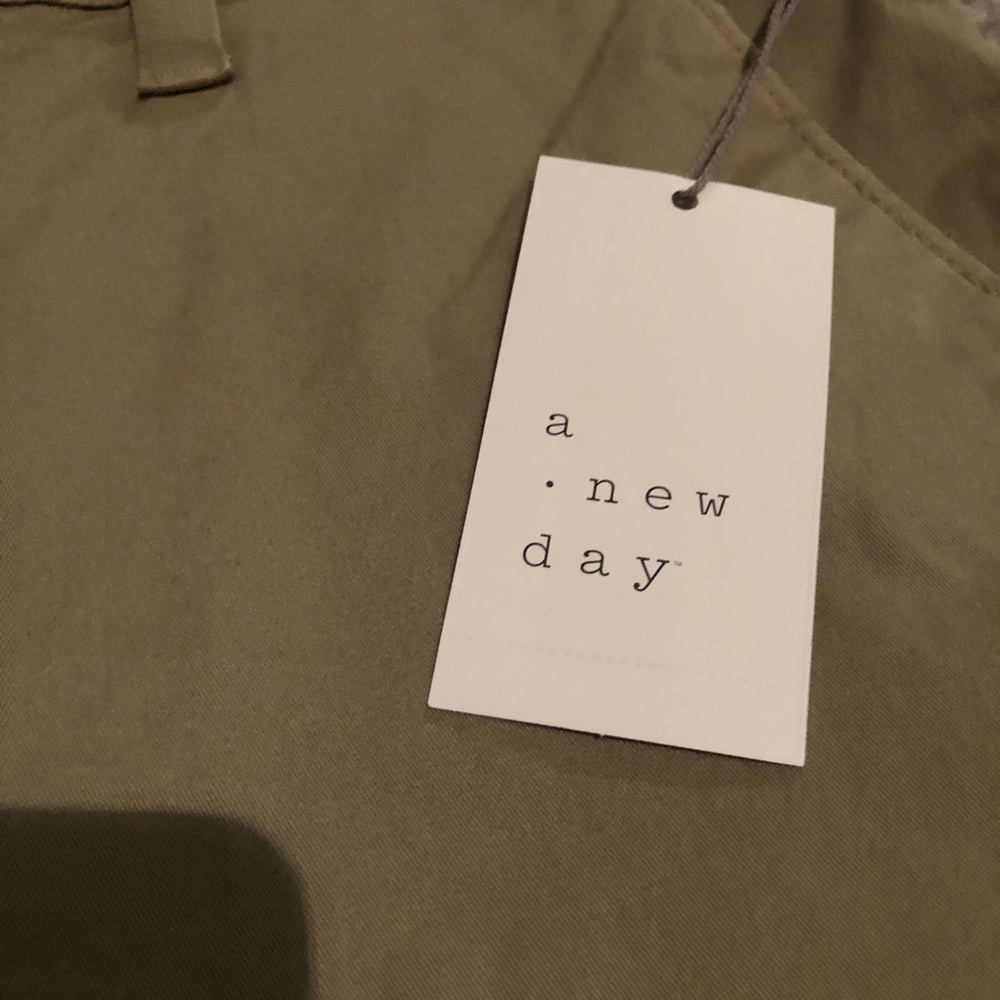 Chino shorts - Picture 3 of 6